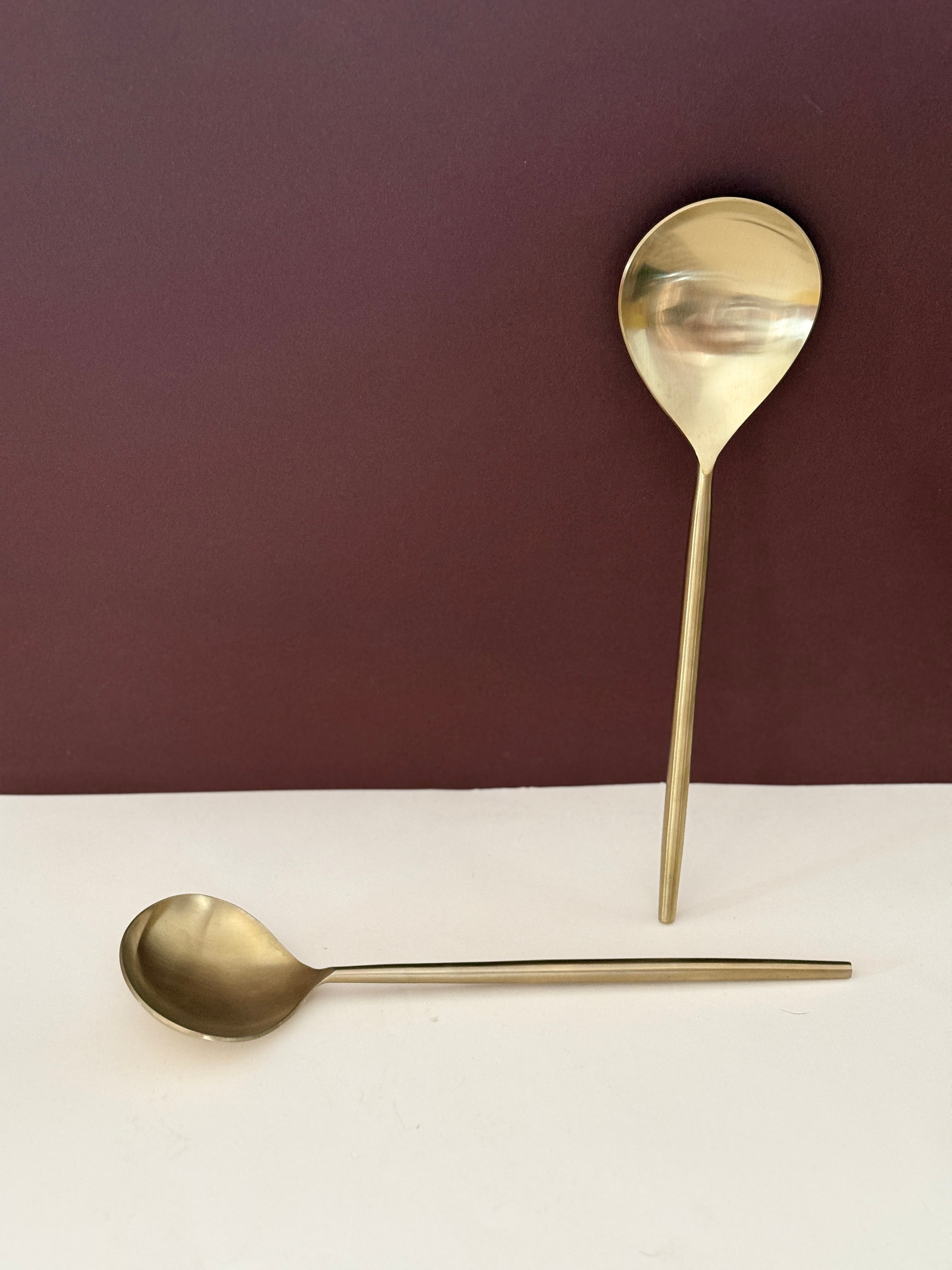 Svarna Stainless Steel Serving Spoons (Set of 2) – Gold
