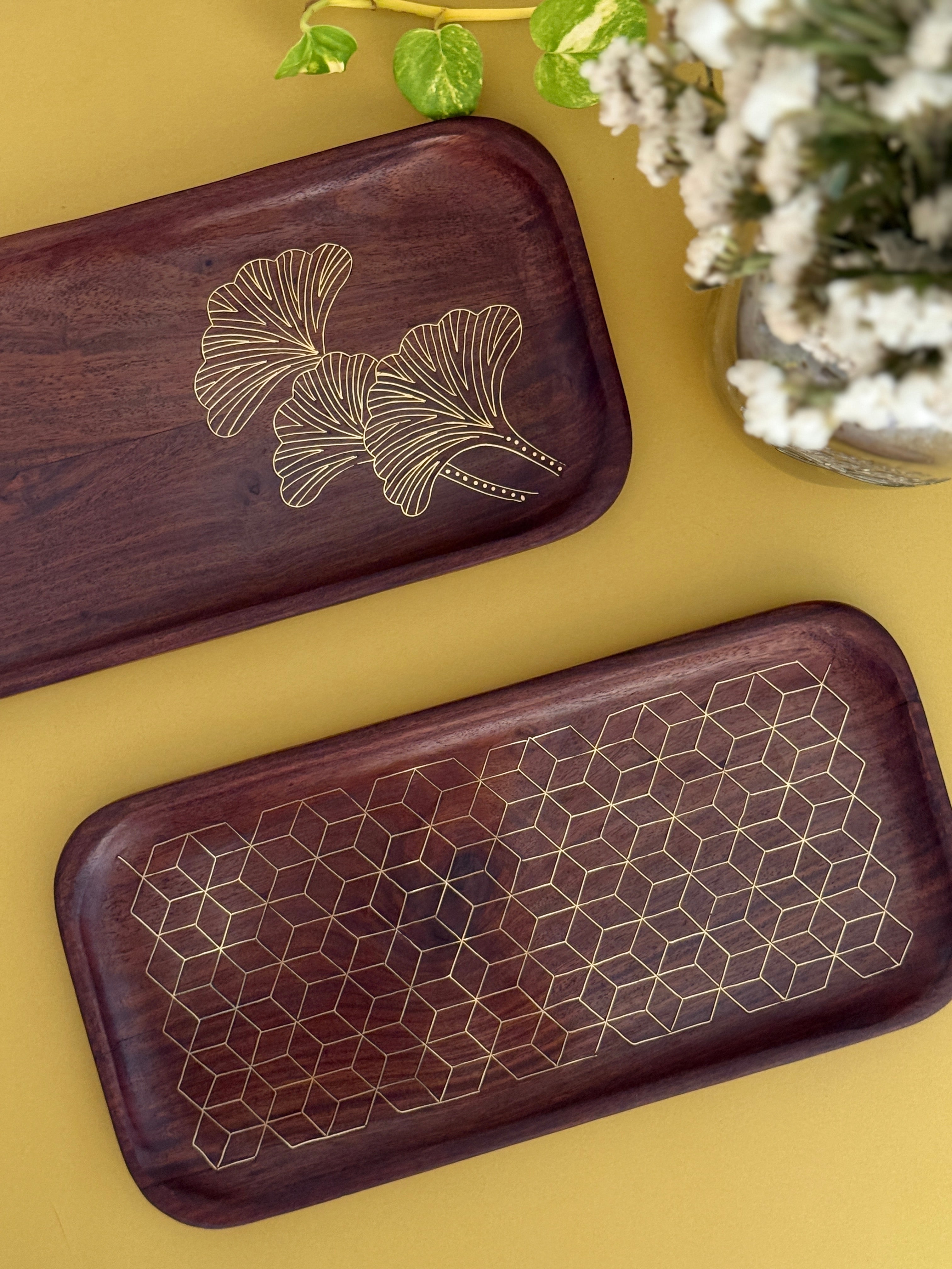 Dhaara Sheesham Tarkashi Tray (12 × 6”)